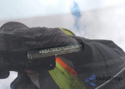 2016 BMW 750I xDrive z USA, uszkodzony, nr VIN WBA7B0C57GG526785